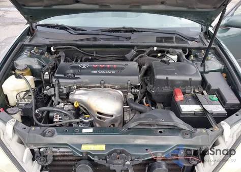 2005 Toyota Camry Le z USA, uszkodzony, nr VIN 4T1BE32K85U392165